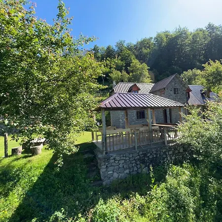 Maison d'hôtes Gjelaj *