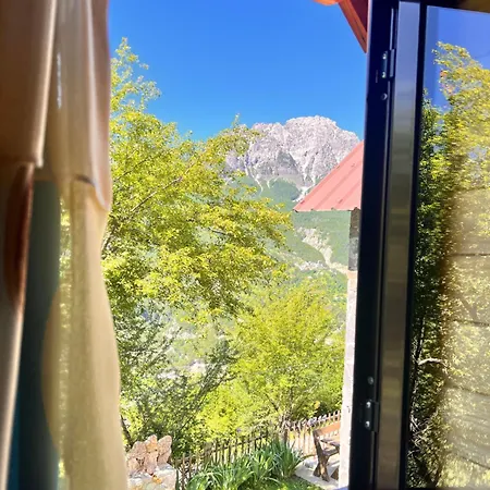 Gjelaj Πανσιόν Theth